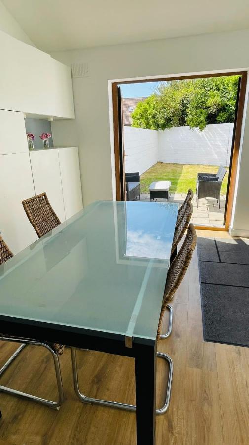 Modern City Centre House 골웨이 외부 사진