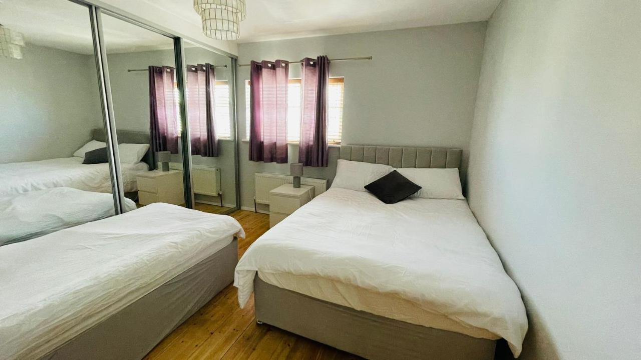 Modern City Centre House 골웨이 외부 사진